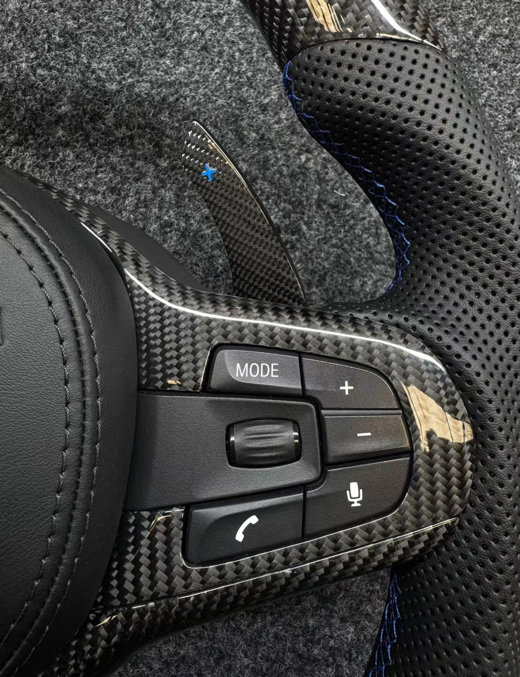 Volante Carbono y Cuero Nappa BMW M G-Series Franja Azul