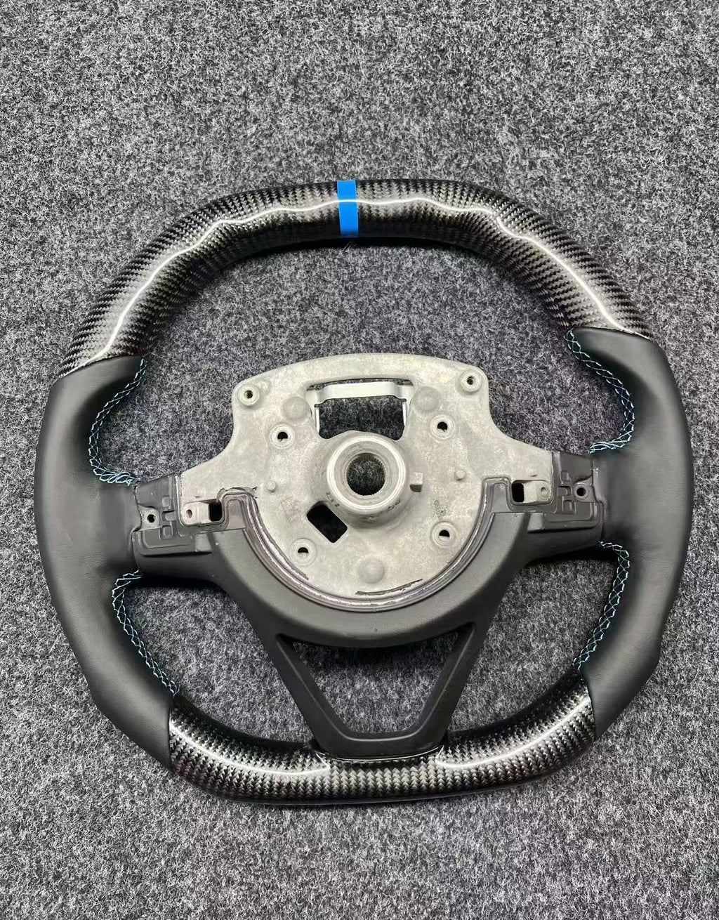 Aro de Volante Carbono y Cuero Microperforado BMW i8