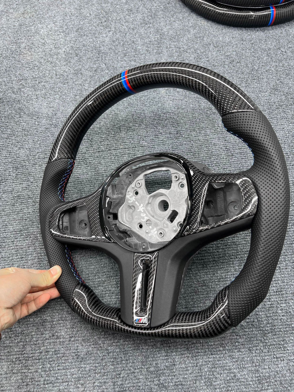 Volante Carbono y Cuero Perforado BMW M G-Series