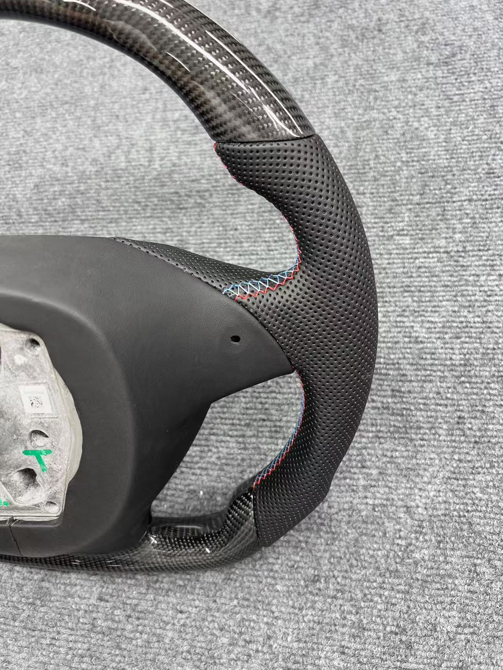 Volante Carbono y Cuero BMW Serie 5 F10 F11 F18 M Sport