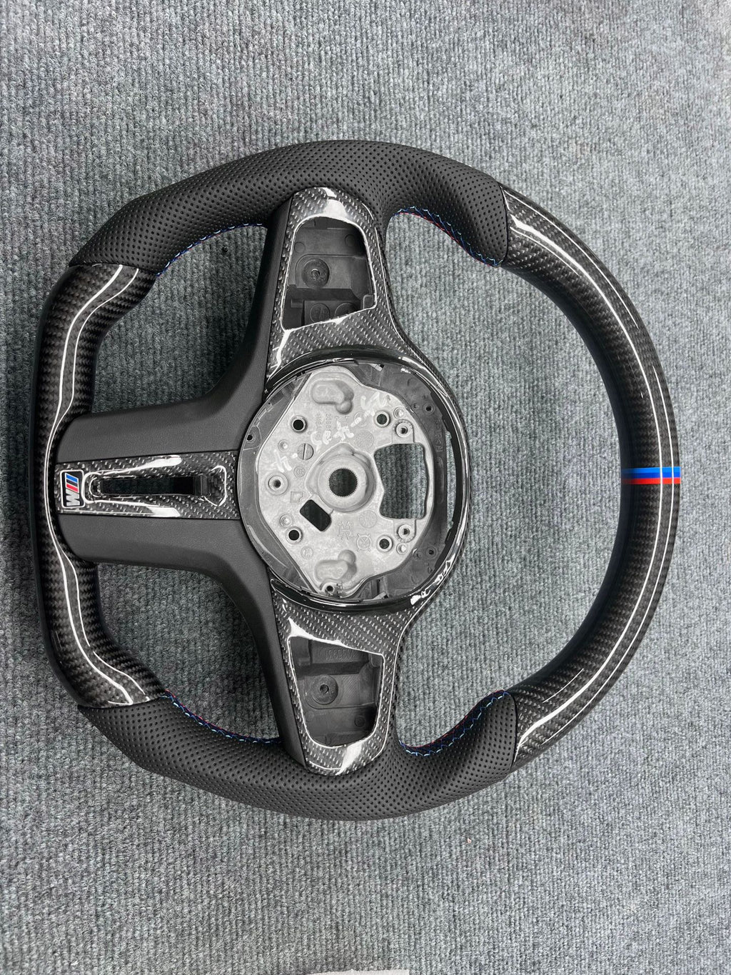 Volante Carbono y Cuero Perforado BMW M G-Series