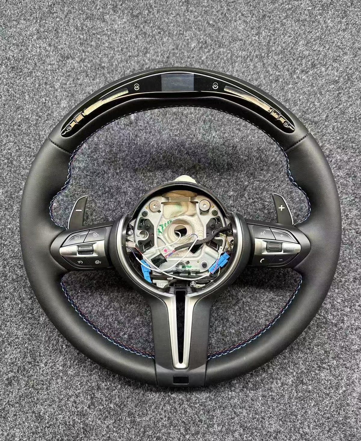 Volante Pantalla LED y Cuero Nappa BMW M F-Series