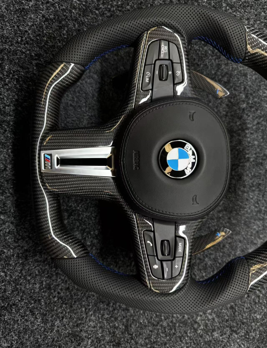 Volante Carbono y Cuero Nappa BMW M G-Series Franja Azul