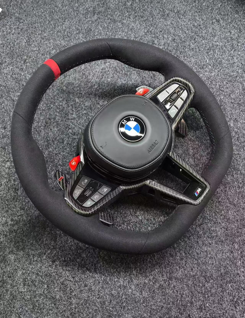 Volante Estilo CS Cuero Nappa o Alcantara y Moldura Carbono BMW F & G Series