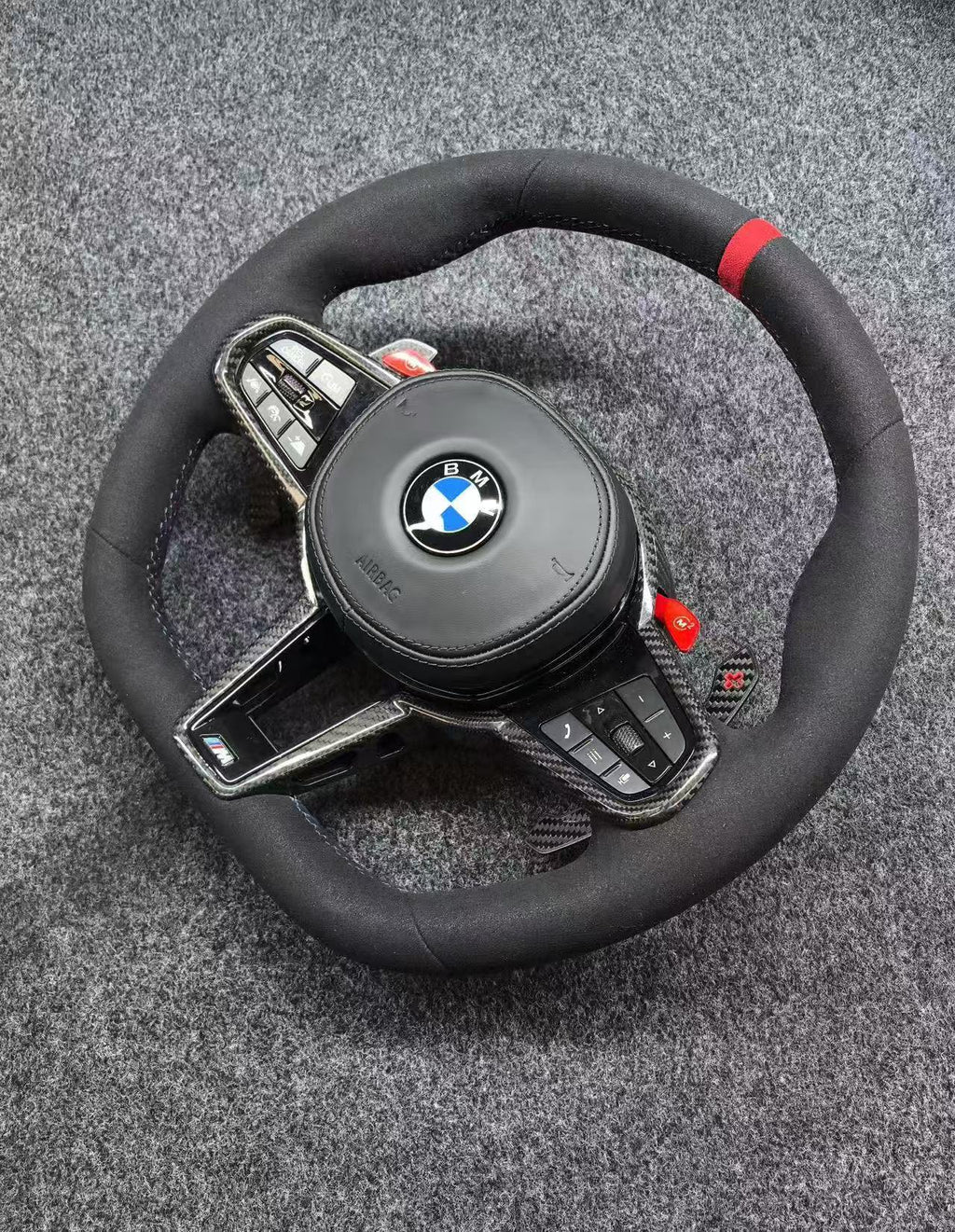 Volante Estilo CS Cuero Nappa o Alcantara y Moldura Carbono BMW F & G Series