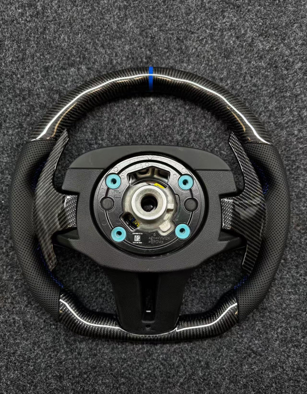 Volante Carbono y Cuero Nappa BMW M G-Series Franja Azul