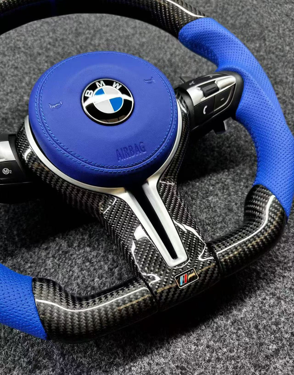 Volante Carbono y Cuero Azul BMW M F-Series